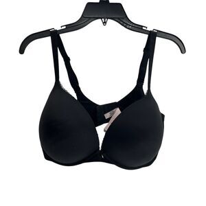 Victoria's Secret Black Lace Trim Push-Up Bra 40DDD 40F Underwire Padded EUC